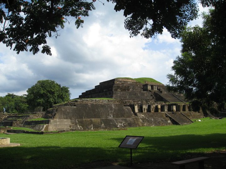 Pyramid1.jpg Pyramid1.jpg
