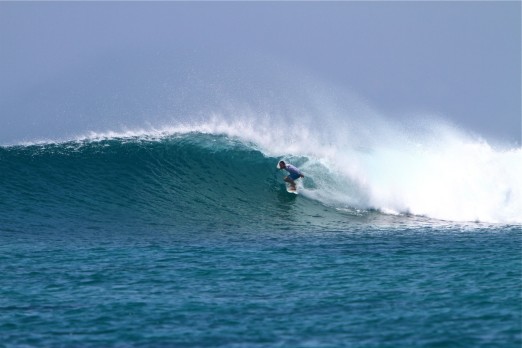 Maldives-surf-7.jpg Maldives-surf-7.jpg