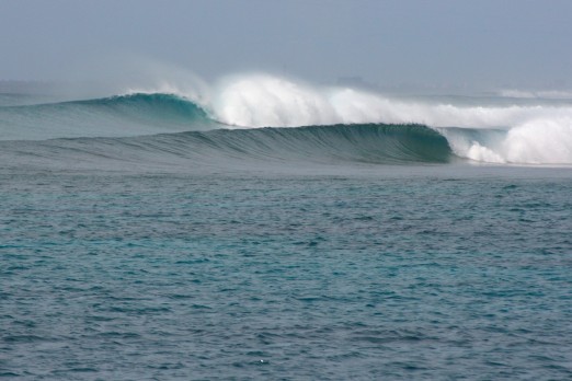 Maldives-surf-8.jpg Maldives-surf-8.jpg